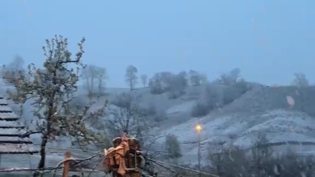 Tokat'ta bahar mevsiminde kar sürprizi