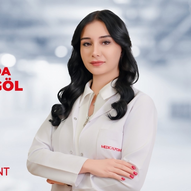 Klinik Psikolog Selin Seda Koçakgöl: "Sosyal medya, ilişkilerde fark edilme...