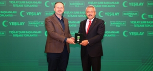 Rize Valisi Baydaş'a Yeşilay'dan 'Bağımsızlık Neferleri Üstün Hizmet Madaly...