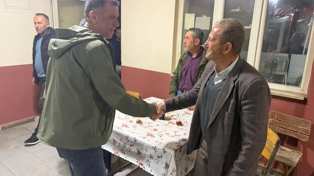 Başkan Ercan Koyunlar Mahallesi'nde vatandaşlarla buluştu