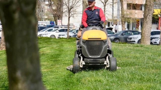 Düzce'de bahar temizliği sürüyor