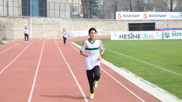 Puanlı atletizmde kupalar sahiplerini buldu