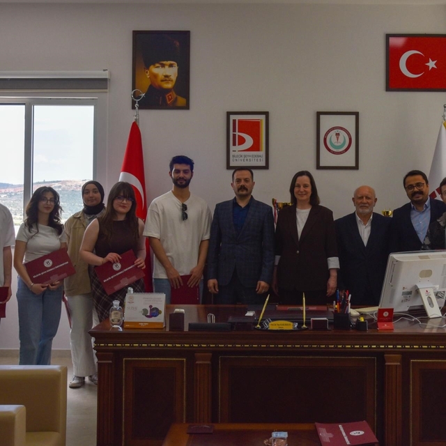 BŞEÜ'de 'Mikrocerrahi Temel Eğitimi' başarıyla tamamlandı