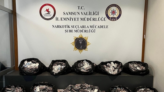 Depoya saklanmış 44 bin 800 adet uyuşturucu hap ele geçirildi
