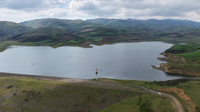 Tekirdağ'da kuruyan baraj yağışlarla canlandı