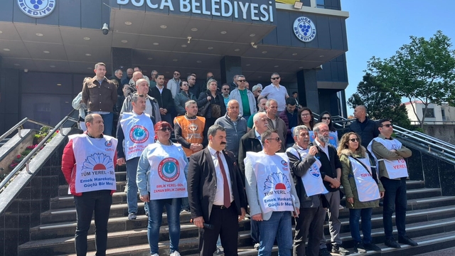 Buca ve Karşıyaka belediyelerinde memurlar iş bırakma eyleminde
Eylemler CHP İl Başkanlığı binasına taşınacak
Sözleşme var, ödeme yok