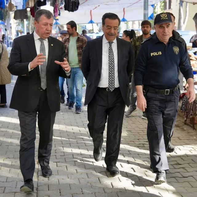 Kaymakam Atilla, pazar esnafını ziyaret etti