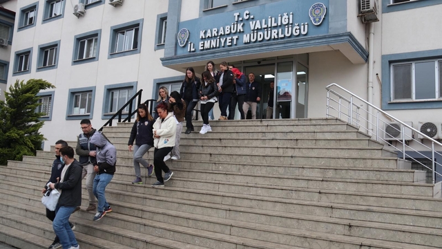 Karabük merkezli dolandırıcılık operasyonunda 18 şüpheli tutuklandı
