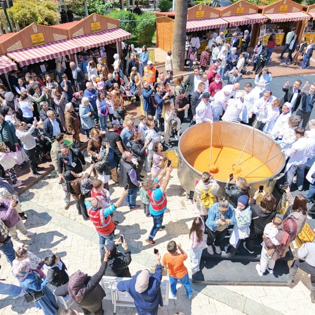 Dev tencereden 5 bin kişiye çorba