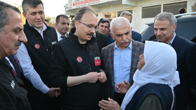Siirt Valisi Kızılkaya, selden etkilenen Kurtalan ilçesinde incelemelerde bulundu