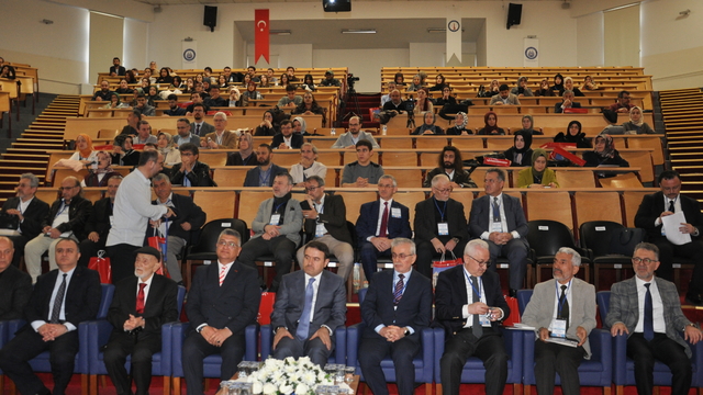 Kütahya'da "Dijital Çağda Kur'an ve Tefsir" çalıştayı düzenlendi