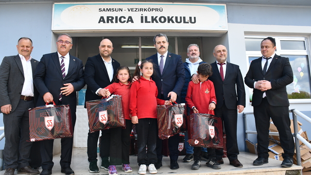 Samsunspor Voleybol Akademi Vezirköprü'de öğrencilerle buluştu