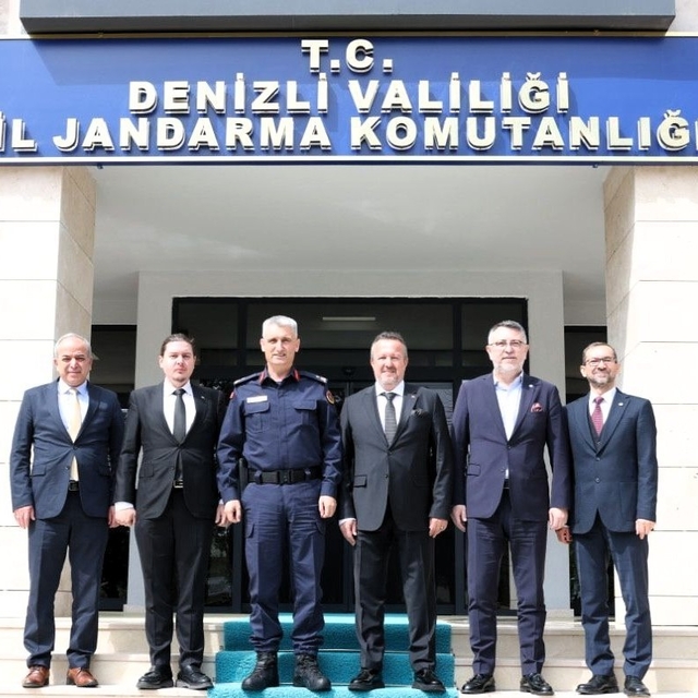 Denizli OSB yönetiminden İl Jandarma Komutanlığına ziyaret