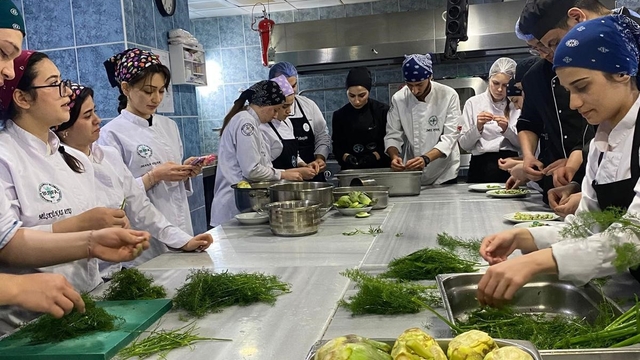 Burhaniye'de Gastronomide zeytinyağı deneyimi gerçekleştirildi
