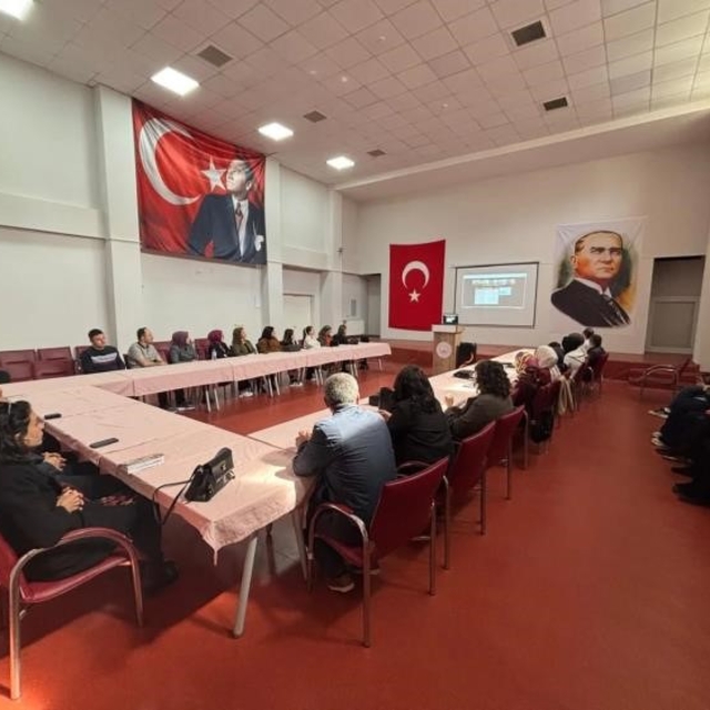 Bilecik'te Sosyal Risk Haritaları ve Aile Rehberi eğitimi gerçekleştirildi