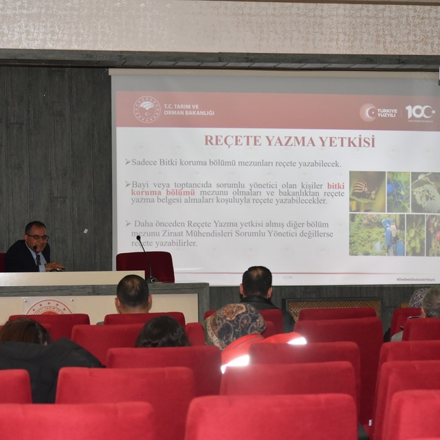 Bayburt'ta B-REÇETE ile bitki koruma ürünlerinin reçeteli satışı anlatıldı