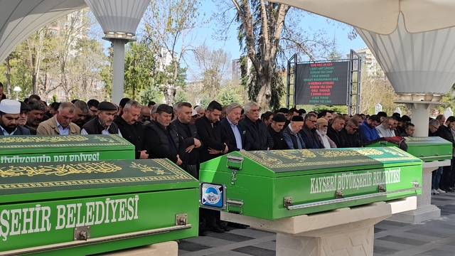 Silahlı kavgada hayatını kaybeden adam toprağa verildi