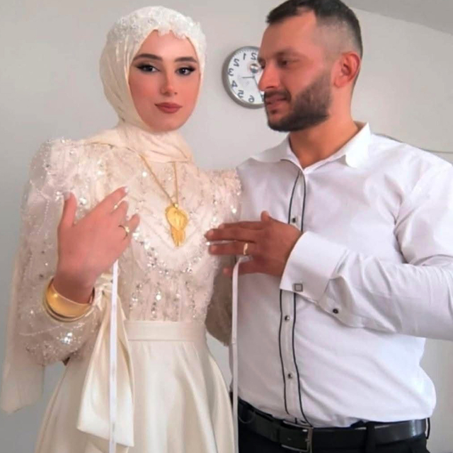 Düğün günü ölü bulundular