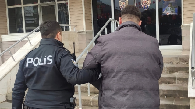 Kırıkkale'de aranan 2 hükümlü yakalandı