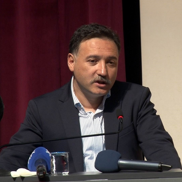 Vali Çiçek: "Talas, neresine giderseniz gidin sizinle konuşan bir yer"
Başk...
