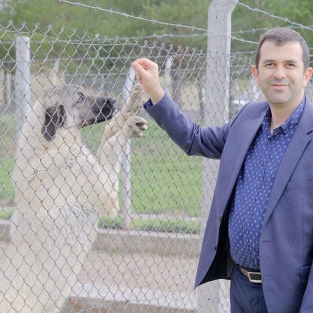 Uzmanı tanımladı, "Veteriner hekimler gıda zincirinin temel taşı konumundad...