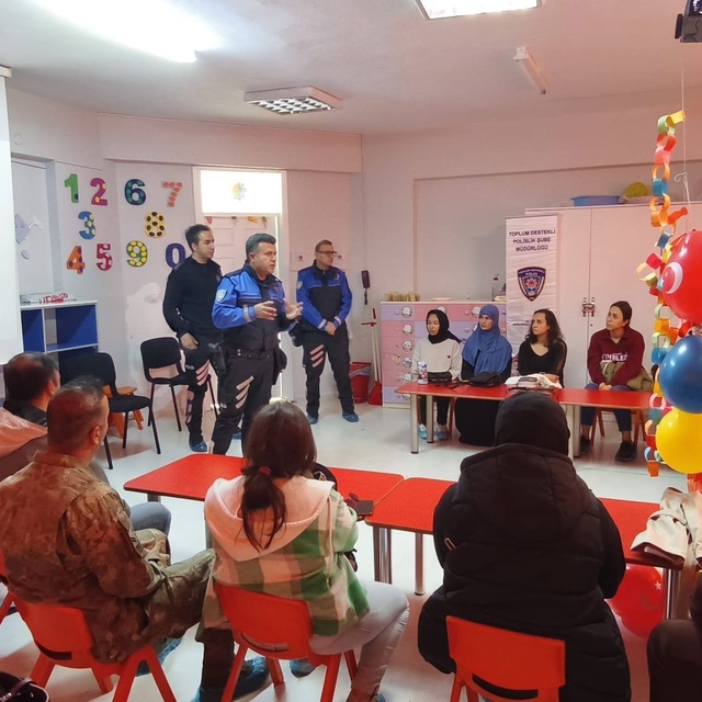 Erzincan'da velilere çocuk güvenliği eğitimi