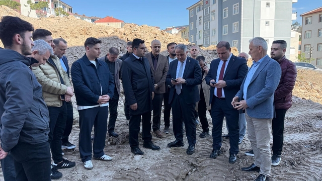 Alaplı'daki İmam Hatip Ortaokulu İnşaatında Denetim Gerçekleştirdiler