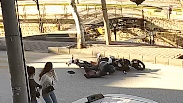Kastamonu'da motosiklet ile scooter çarpıştı: 9 yaşındaki çocuk ağır yaralandı