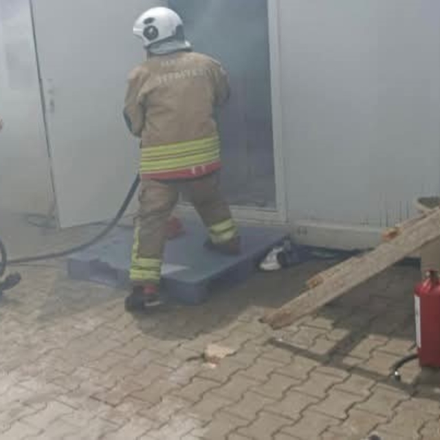 Antakya'da konteyner yangını