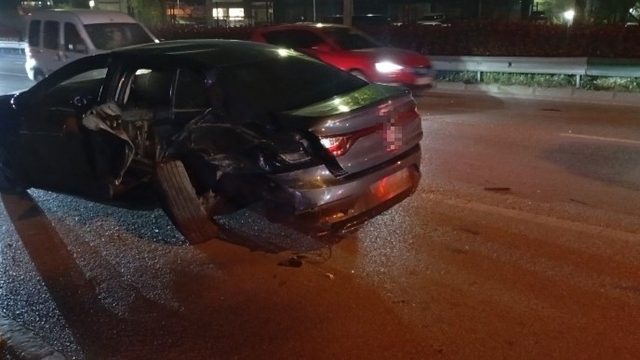 Osmangazi'de trafik kazası: Otomobil takla attı, 1 yaralı
