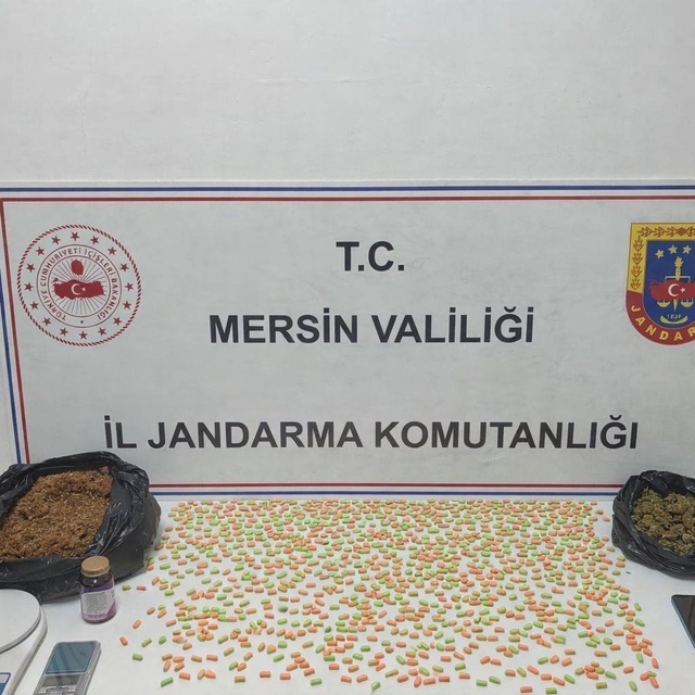 Mersin'de uyuşturucu taciri 2 şüpheli yakalandı