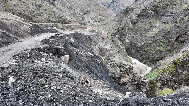 Şırnak'ta yağışla beraber heyelan oluştu