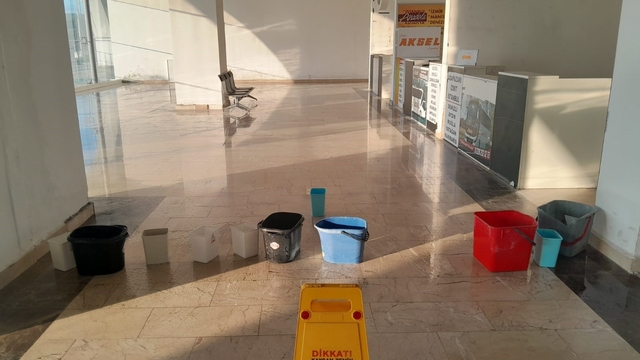 Bilecik Şehirlerarası Otobüs Terminali hem vatandaşları hem de esnafı canından bezdirdi