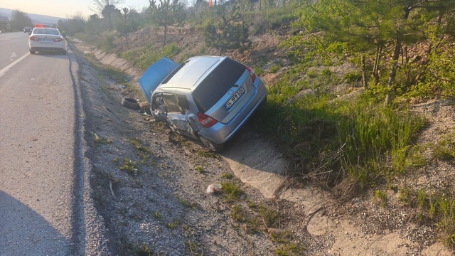 Bilecik'te otomobillerin çarpıştığı kazada 1 kişi yaralandı