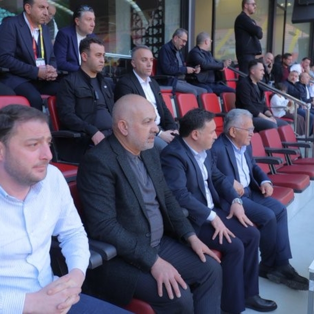 Kayserispor eski Başkanı Ali Çamlı: "Kayserispor'umuz için birlik oluyoruz"