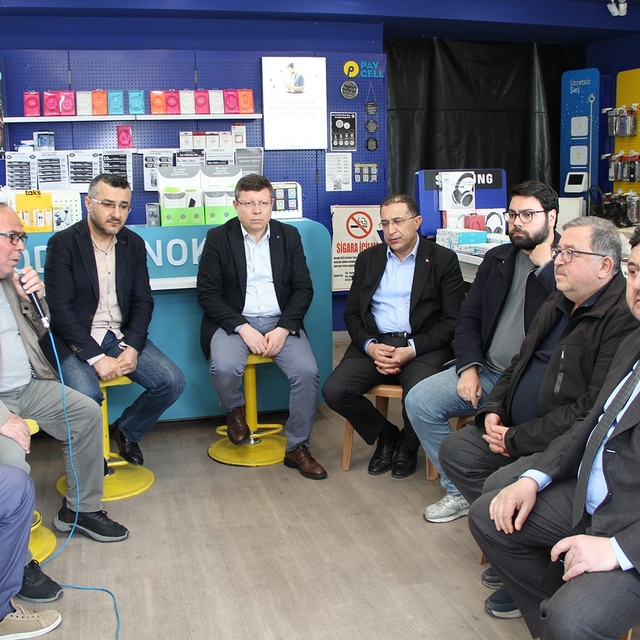 AK Parti Kula'da Mahalle Başkanları Toplantısı gerçekleştirildi