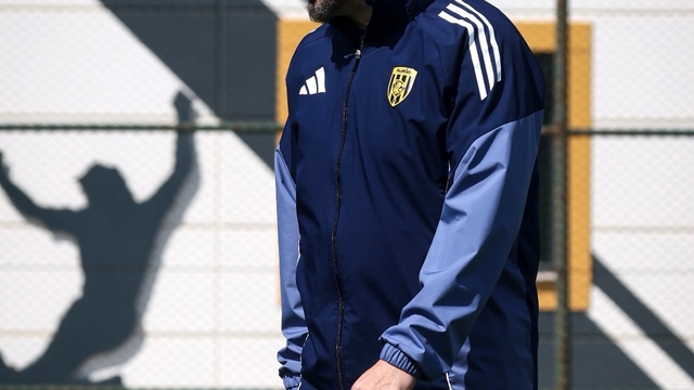 Aliağa FK'da Çetin gitti, Çavuş geliyor