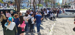 Adana'da 100 TL'lik ürün izdihamı