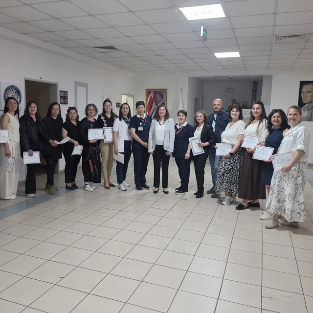 ADÜ Hastanesi'nde ameliyathane hemşirelerine sertifikalı eğitim