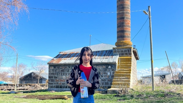 Akyaka'da örnek dayanışma: Minik Asya'dan büyük destek
