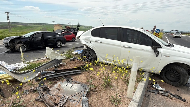 Diyarbakır'da trafik kazası: 3'ü çocuk 5 yaralı
