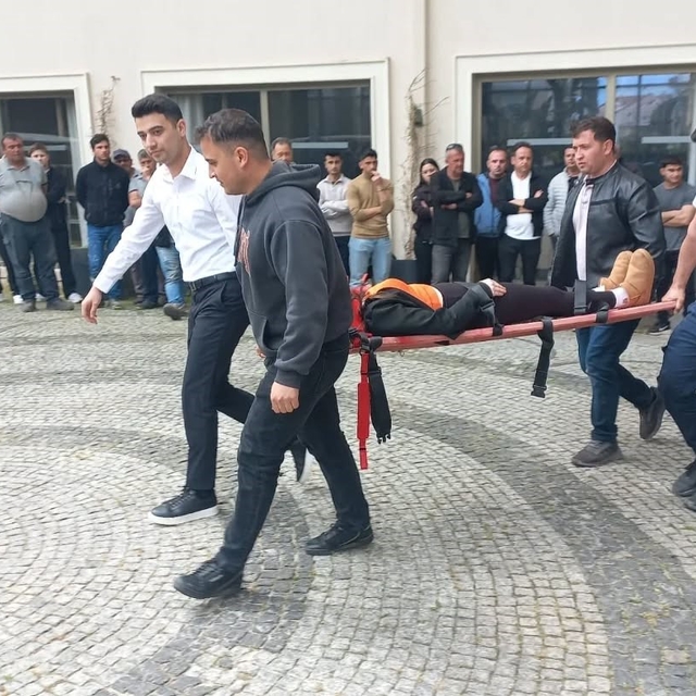 Aydın'da otel personeline afet farkındalık eğitimi ve tatbikat