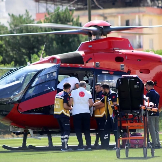 Kalp krizi geçiren hasta hava ambulansıyla Malatya'ya sevk edildi