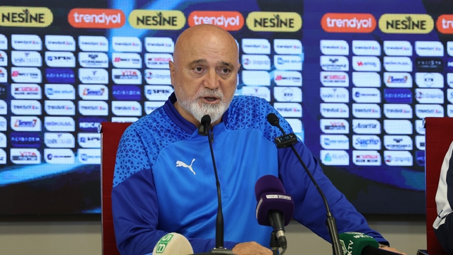 Hikmet Karaman: "Süper Lig'i hedefleyen takım kuracağız"