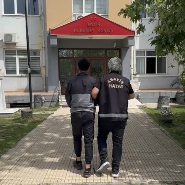 Erzin'de 4 yıl 6 ay hapis cezasıyla aranan firari yakalandı