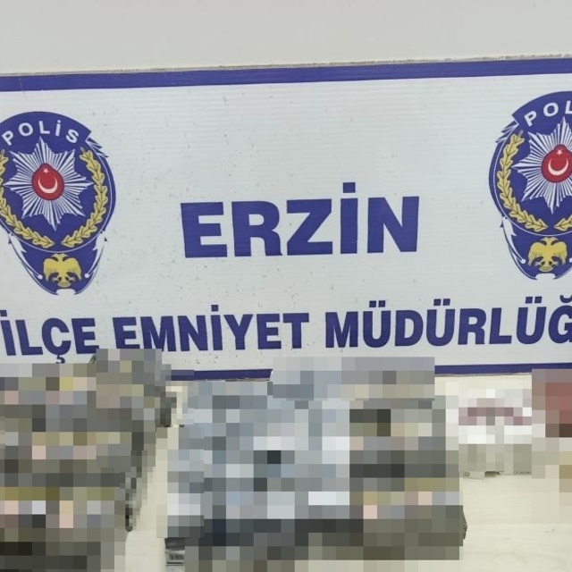 Erzin'de markette kaçak sigara ele geçirildi