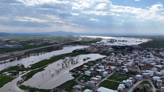 Bursa'da bol yağışlar çeltik ve ikinci ürün yasağını kaldırdı