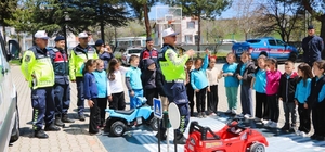 Simav'da öğrencilere trafik eğitimi