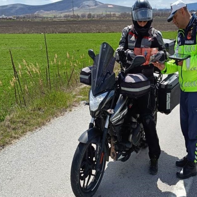 Kütahya'da motosiklet ve motorlu bisiklet sürücülerine yönelik özel denetim