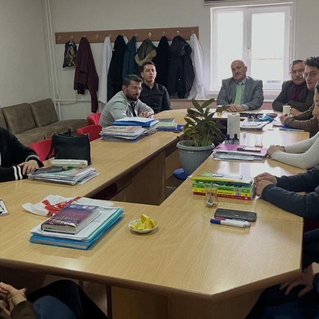 Aydıntepe'de öğretmenlerle öz değerler konuşuldu